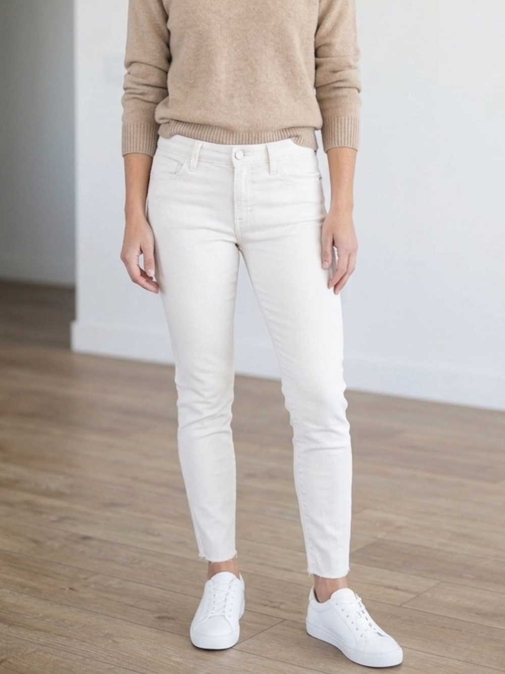 Joe's Jeans Off-White Skinny Ankle Raw Hem Jeans - Size 29